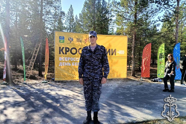 Росгвардия в Югре обеспечила правопорядок Всероссийского дня бега «Кросс нации»
