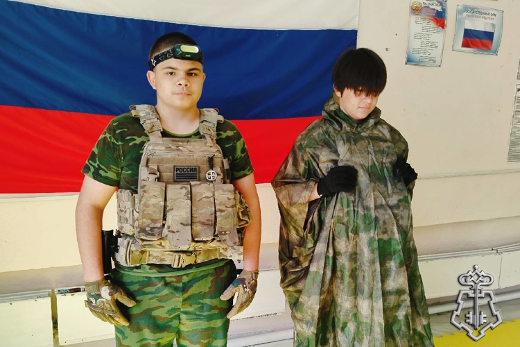 В Югре Росгвардия проводит патриотические встречи с подшефными школьниками, посвященные Дню образования вневедомственной охраны