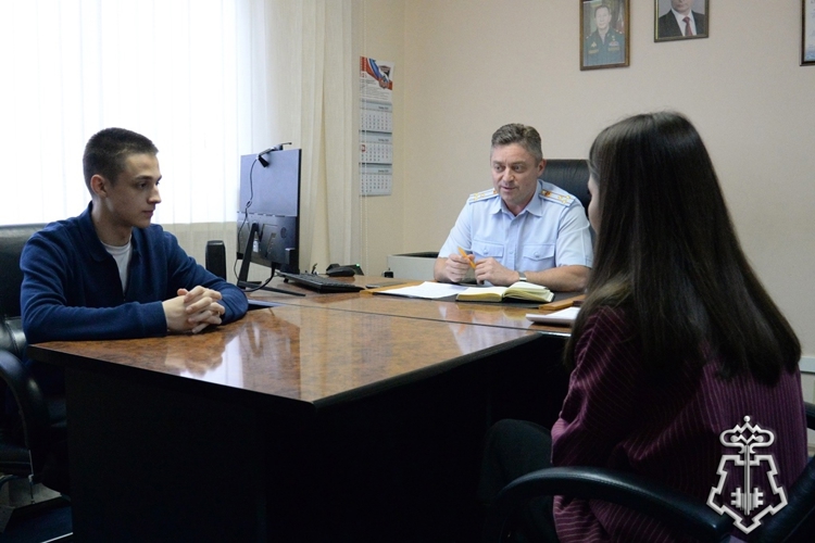 В Югре Росгвардия продолжает плановый прием граждан на службу