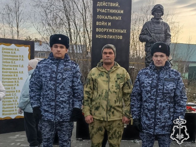 В Югре росгвардейцы почтили память погибших коллег