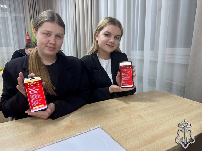 Росгвардейцы в Югре провели встречи с подшефными школьниками, посвященные Дню Конституции России
