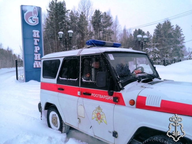 В Игриме Росгвардия провела встречи со школьниками в честь 42 годовщины со дня образования отделения вневедомственной охраны 