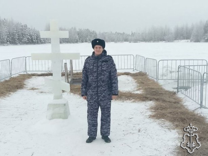 В Югре Росгвардия обеспечила безопасность во время празднования Крещения Господня