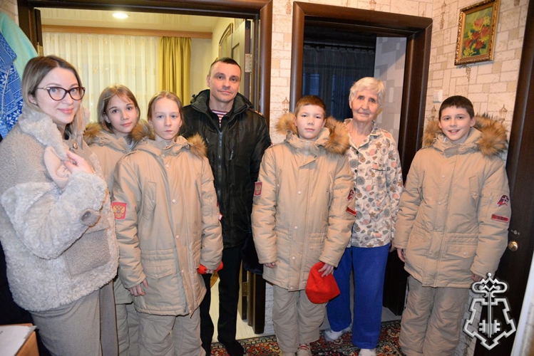 В Югре офицеры Росгвардии провели патриотические мероприятия, посвященные 82-ой годовщине со Дня снятия блокады Ленинграда