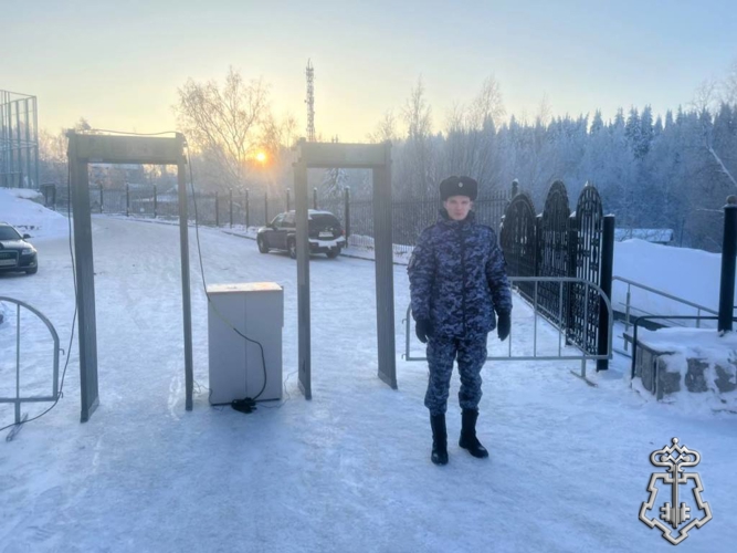 В Югре Росгвардия обеспечила безопасность во время празднования Крещения Господня