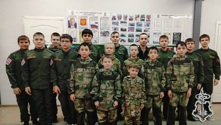В Югре Росгвардия проводит патриотические и профориентационные мероприятия для школьников