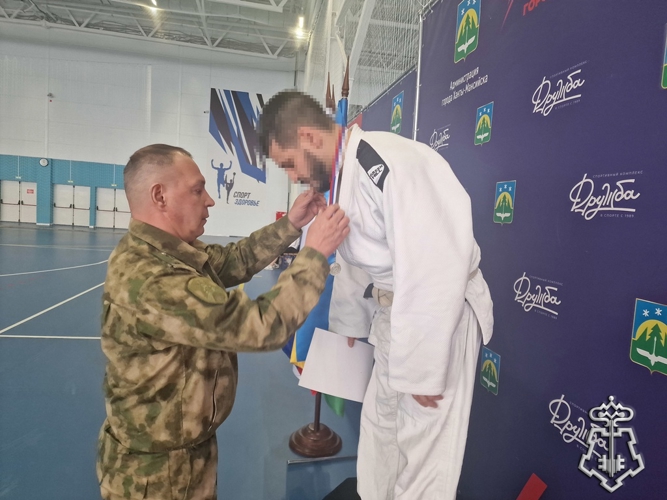 В  Югре Росгвардия проводит профориентационные и спортивные мероприятия в преддверии празднования Дня защитника Отечества