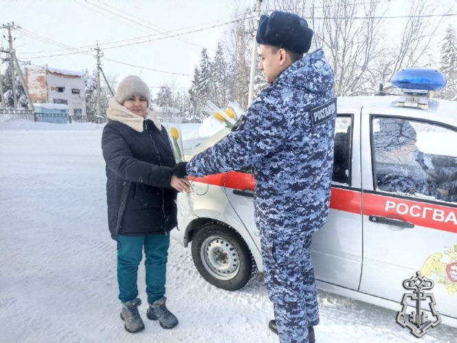 В Югре состоялась ведомственная акция «Весенний комплимент от Росгвардии»  