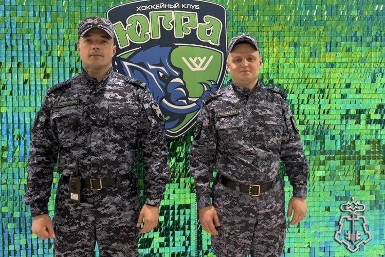 В Югре Росгвардия продолжает обеспечивать безопасность при проведении хоккейных матчей ВХЛ