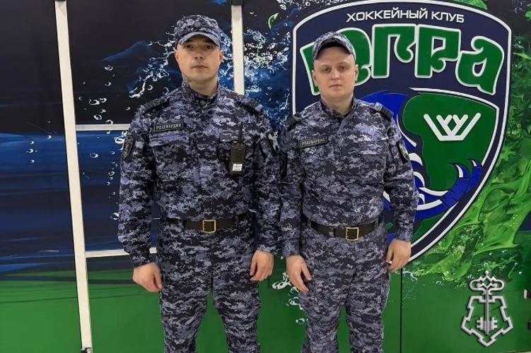В Югре Росгвардия продолжает обеспечивать безопасность при проведении хоккейных матчей ВХЛ