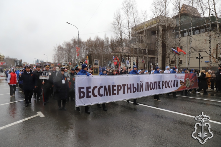 В Югре военнослужащие и сотрудники Росгвардии приняли участие в торжественных мероприятиях, посвященных Дню Победы