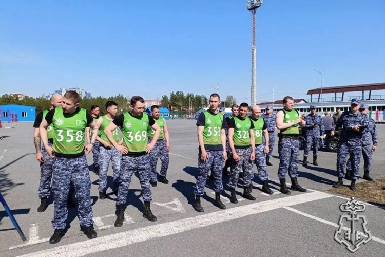 Сургутские росгвардейцы признаны лучшими на окружном конкурсе профмастерства