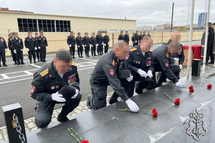 В Югре росгвардейцы почтили память ветеранов боевых действий