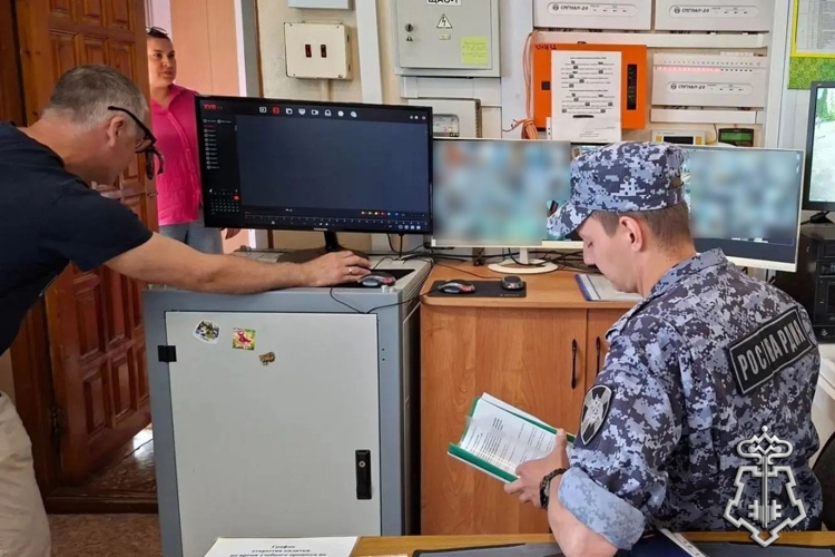 В Югре продолжаются проверки антитеррористической защищенности избирательных участков с участием Росгвардии