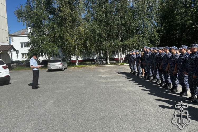 Поздравление начальника Управления вневедомственной охраны по ХМАО-Югре с 60-ой годовщиной со Дня образования Урайского межмуниципального отдела вневедомственной охраны