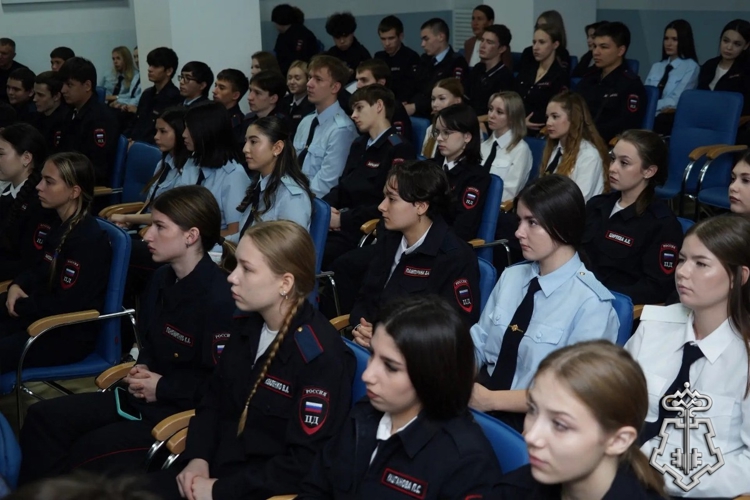 Масштабную встречу с молодежью Югры организовала Росгвардия к 10-летию регионального управления ведомства 