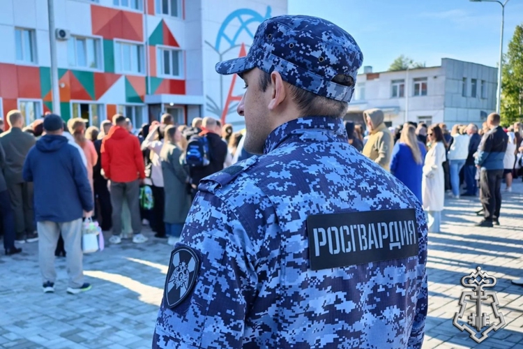 В Югре Росгвардия обеспечила безопасность Дня знаний