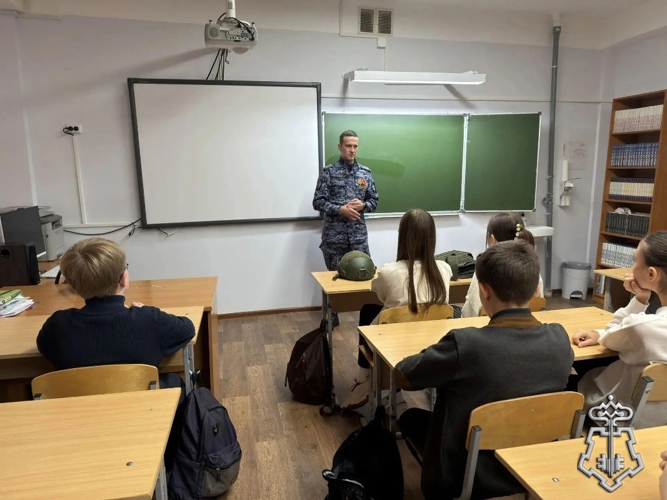 В Югре проходят мероприятия, приуроченные к памятным датам Росгвардии