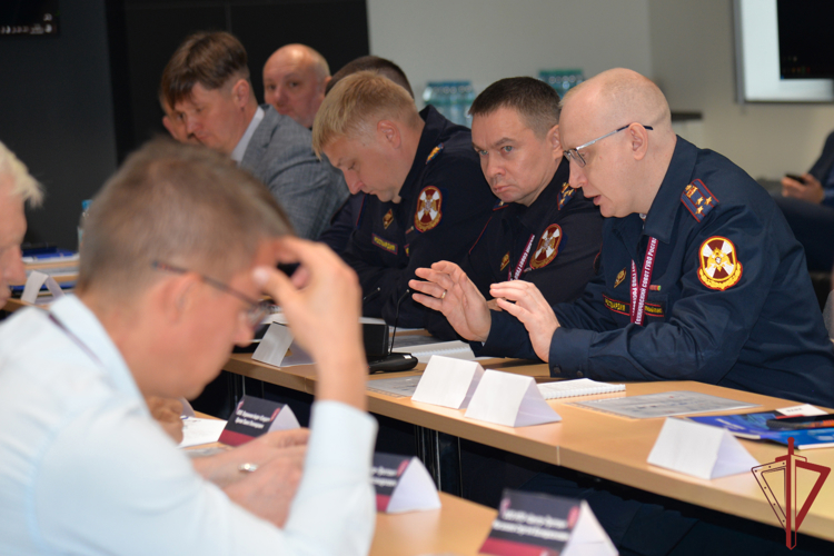 Руководитель вневедомственной охраны по ХМАО-Югры принял участие в Техническом совете ГУВО Росгвардии в Екатеринбурге