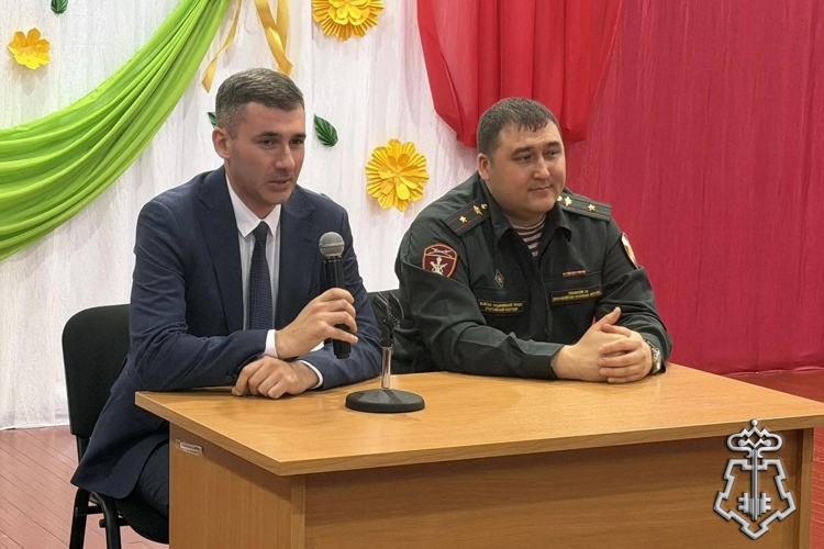 В Ханты‑Мансийске офицеры Росгвардии провели комплекс профилактических мероприятий по противодействию терроризму и экстремизму