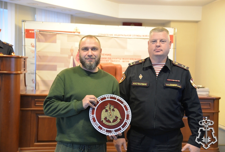 В Югре состоялось торжественное мероприятие в честь 74-й годовщины образования вневедомственной охраны Росгвардии